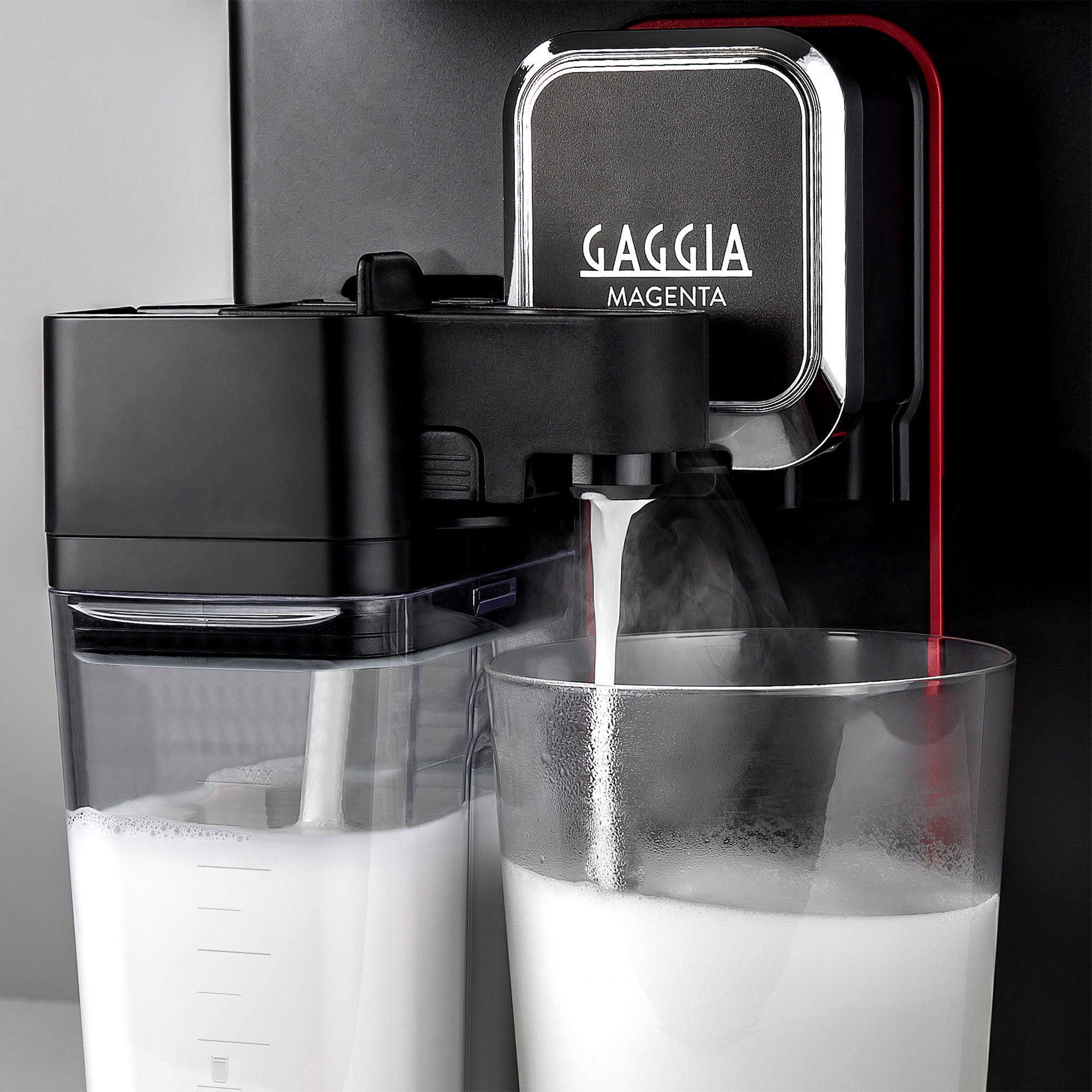 Gaggia-Magenta-Prestige-milk