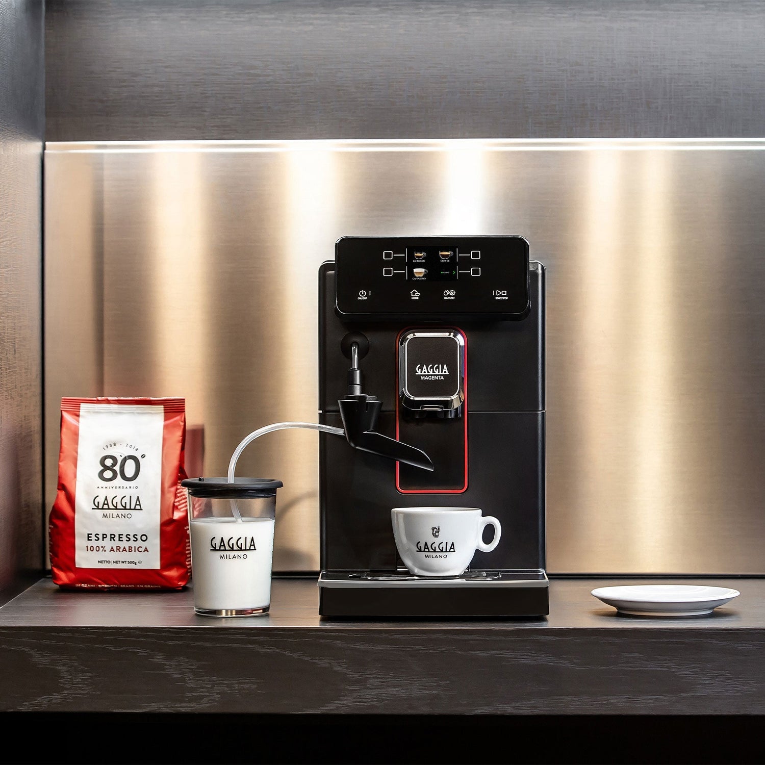 הסוד לכוס קפה מושלמת: חשיבות הניקיון והתחזוקה של המכונה