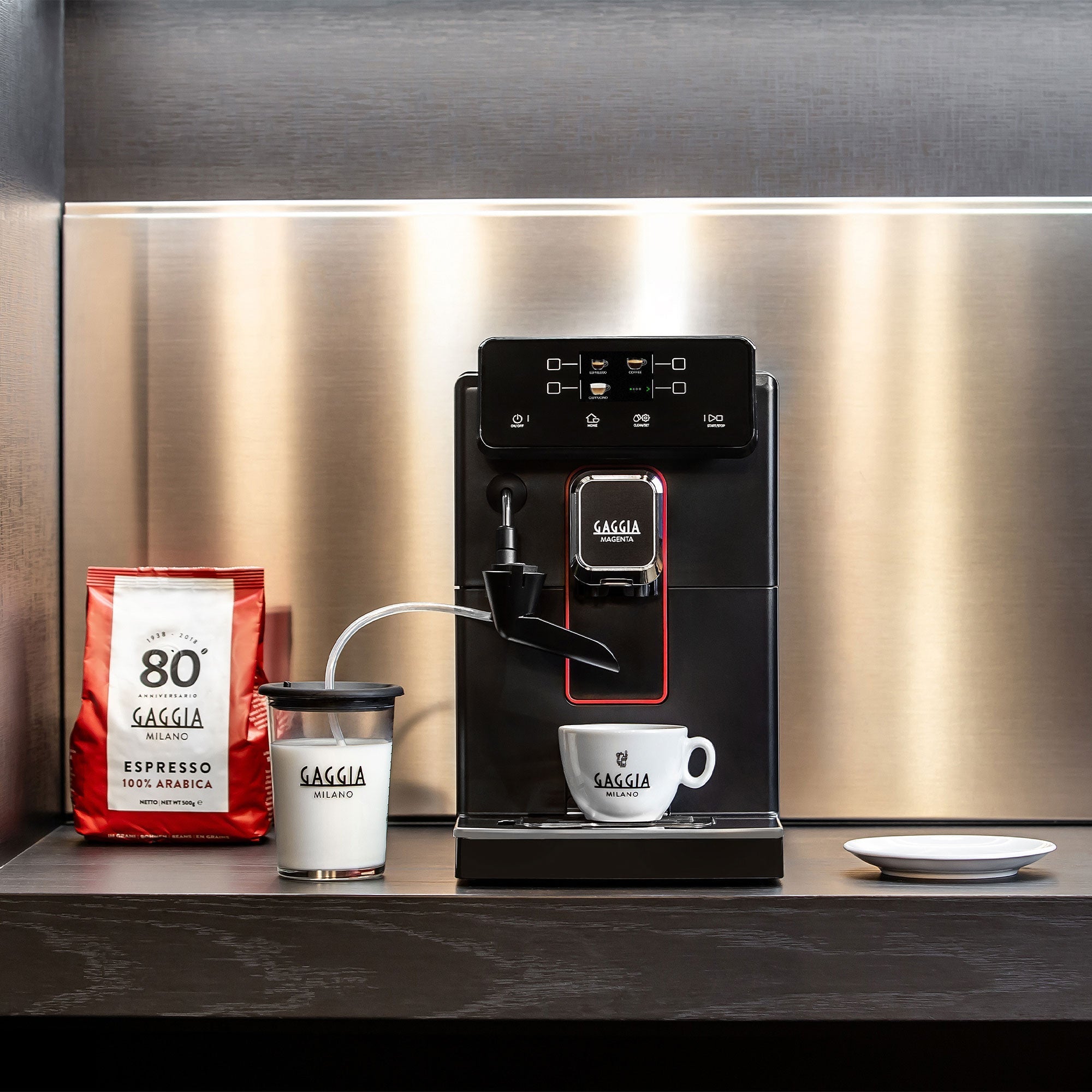 הסוד לכוס קפה מושלמת: חשיבות הניקיון והתחזוקה של המכונה